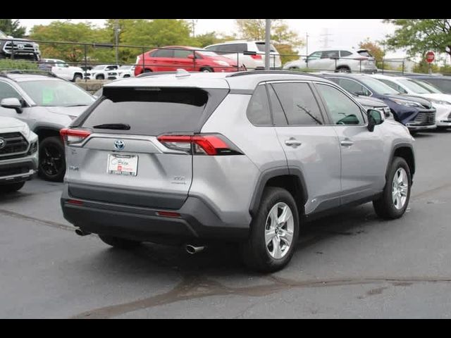 2020 Toyota RAV4 Hybrid XLE