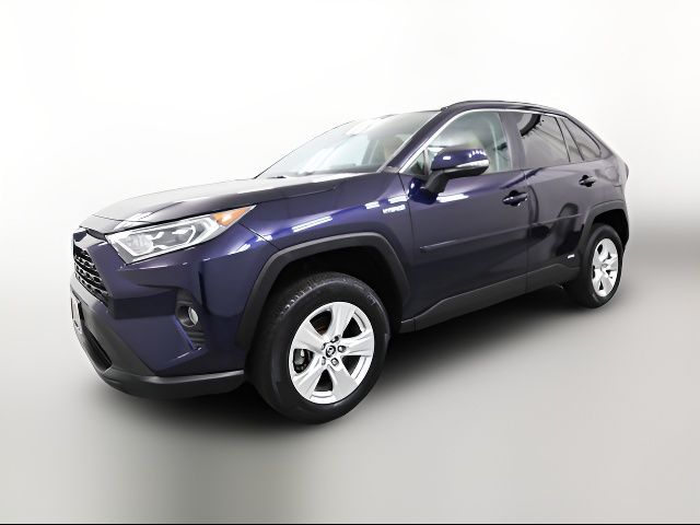 2020 Toyota RAV4 Hybrid XLE