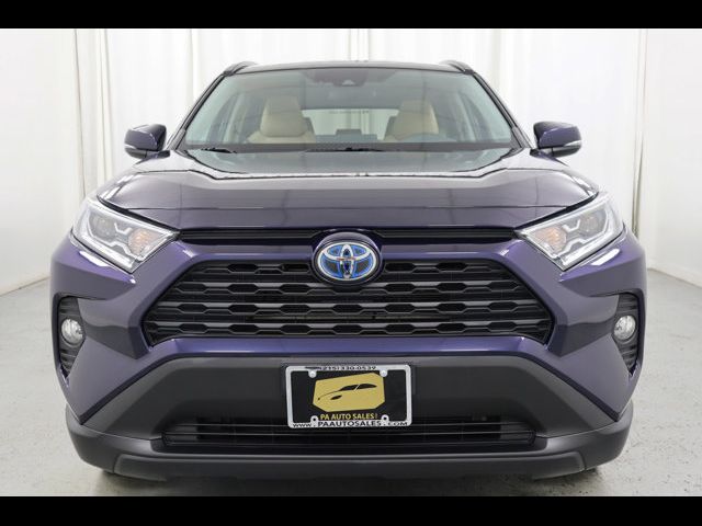 2020 Toyota RAV4 Hybrid XLE