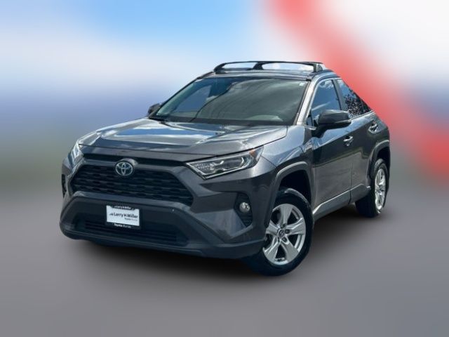 2020 Toyota RAV4 Hybrid XLE