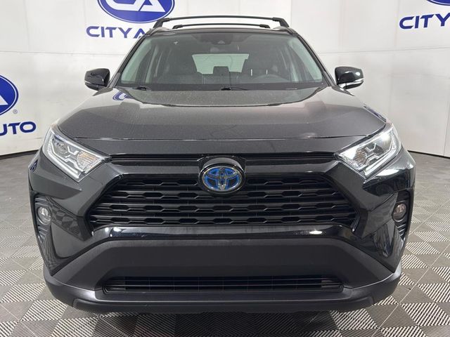 2020 Toyota RAV4 Hybrid XLE