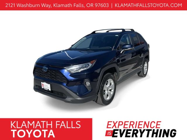 2020 Toyota RAV4 Hybrid XLE