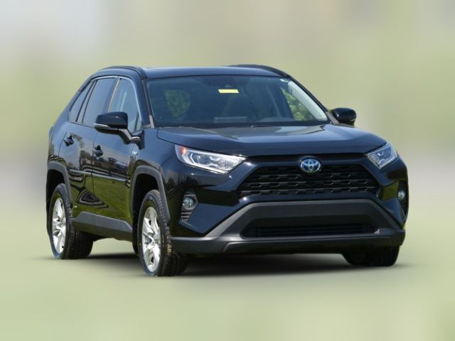 2020 Toyota RAV4 Hybrid XLE