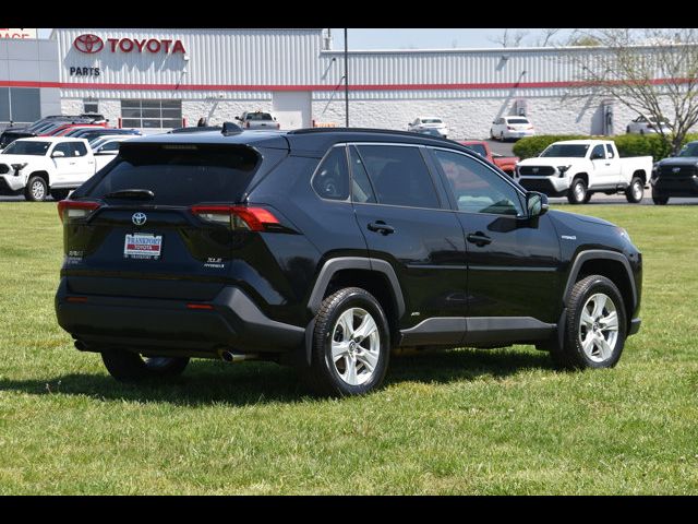2020 Toyota RAV4 Hybrid XLE