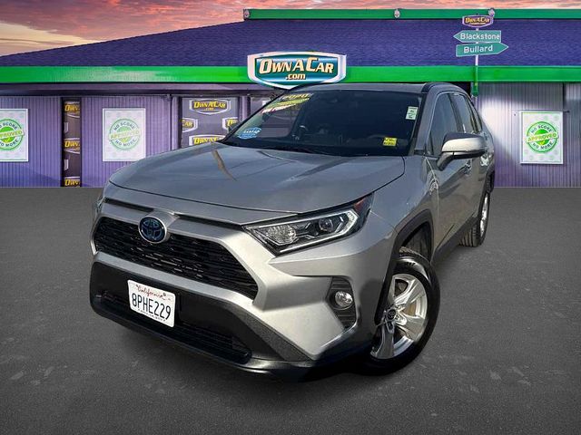 2020 Toyota RAV4 Hybrid XLE