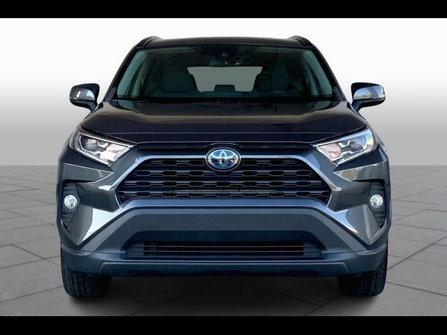 2020 Toyota RAV4 Hybrid XLE