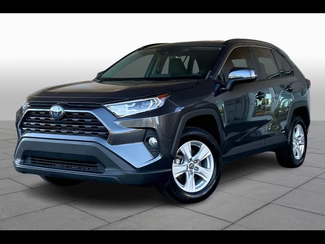 2020 Toyota RAV4 Hybrid XLE