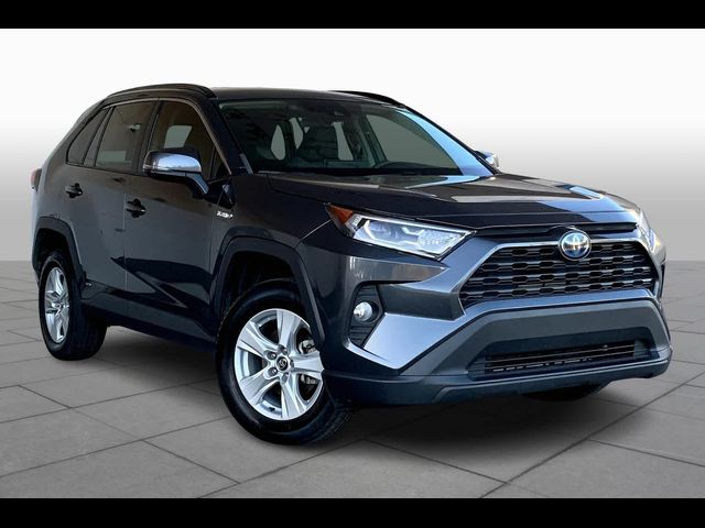 2020 Toyota RAV4 Hybrid XLE