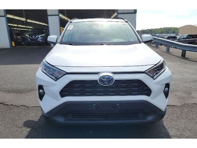 2020 Toyota RAV4 Hybrid XLE