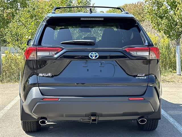 2020 Toyota RAV4 Hybrid XLE