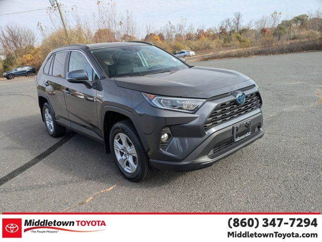 2020 Toyota RAV4 Hybrid XLE