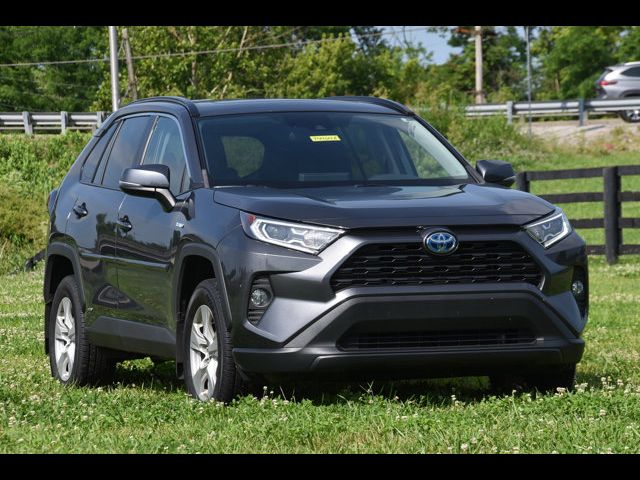 2020 Toyota RAV4 Hybrid XLE