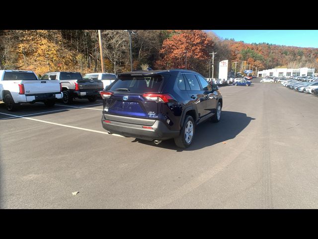 2020 Toyota RAV4 Hybrid XLE