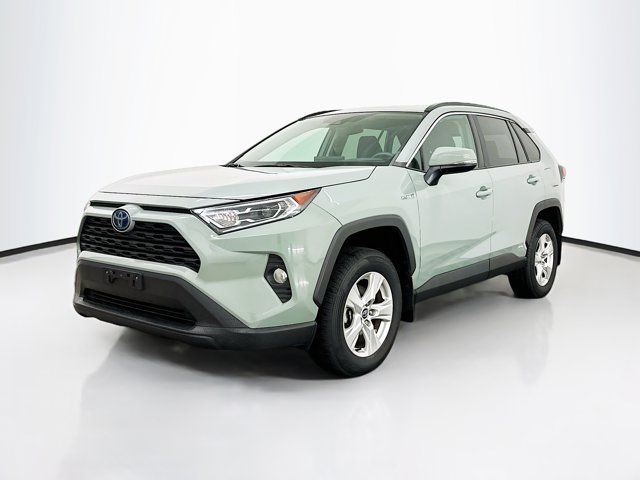 2020 Toyota RAV4 Hybrid XLE