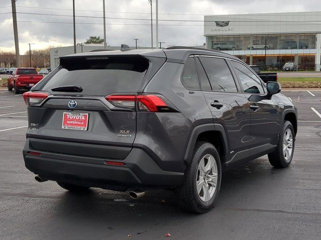 2020 Toyota RAV4 Hybrid XLE