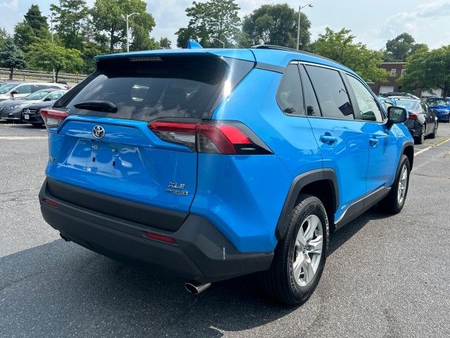 2020 Toyota RAV4 Hybrid XLE