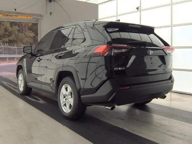 2020 Toyota RAV4 Hybrid XLE