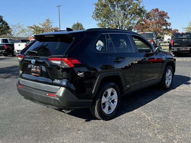 2020 Toyota RAV4 Hybrid XLE