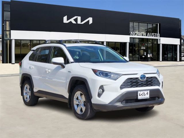 2020 Toyota RAV4 Hybrid XLE