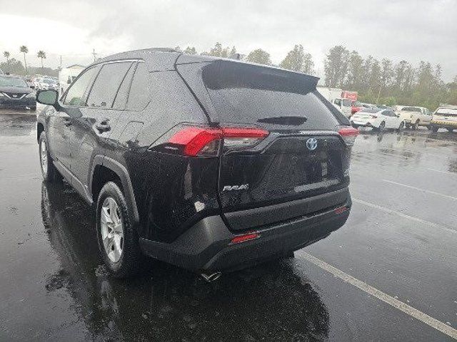 2020 Toyota RAV4 Hybrid XLE