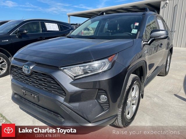 2020 Toyota RAV4 Hybrid XLE