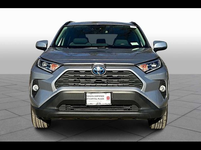 2020 Toyota RAV4 Hybrid XLE