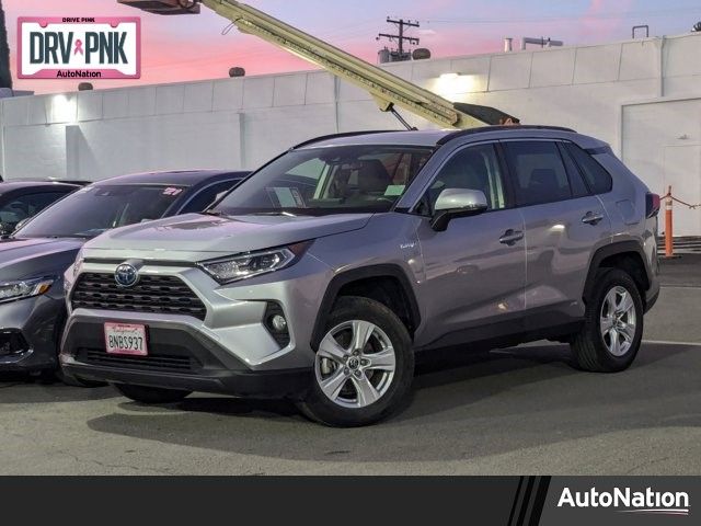 2020 Toyota RAV4 Hybrid XLE