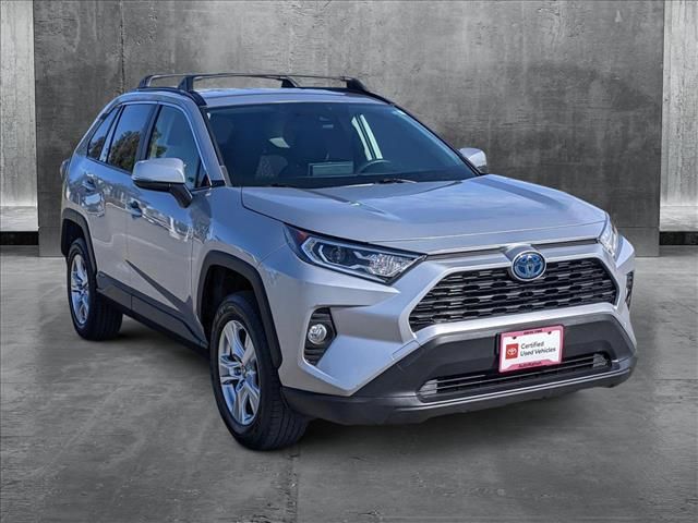 2020 Toyota RAV4 Hybrid XLE