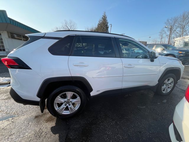 2020 Toyota RAV4 Hybrid XLE