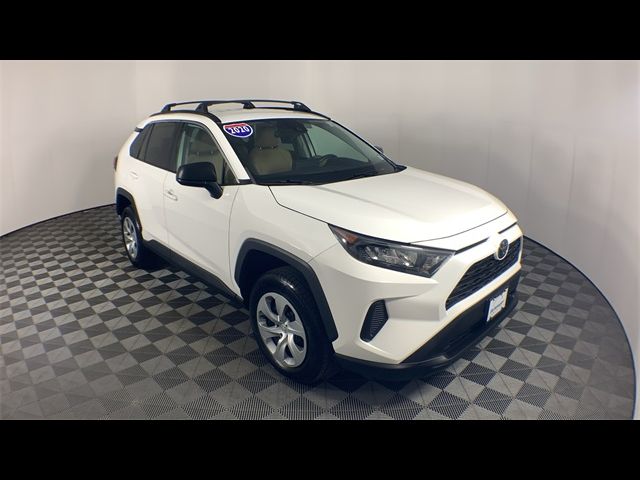 2020 Toyota RAV4 LE