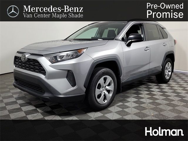 2020 Toyota RAV4 LE