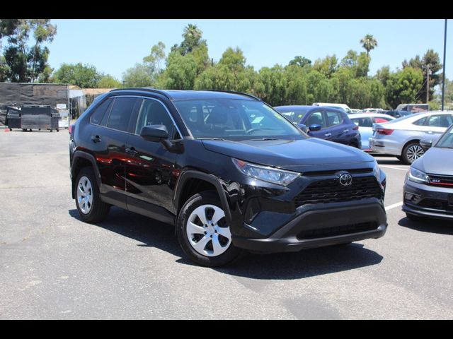 2020 Toyota RAV4 LE