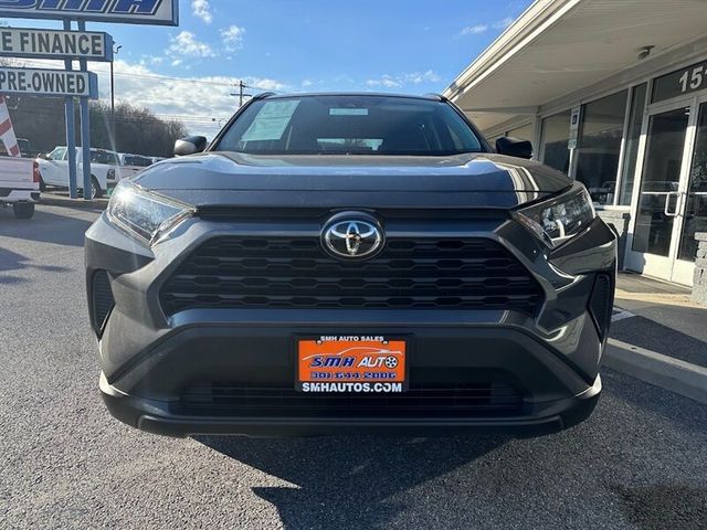 2020 Toyota RAV4 LE