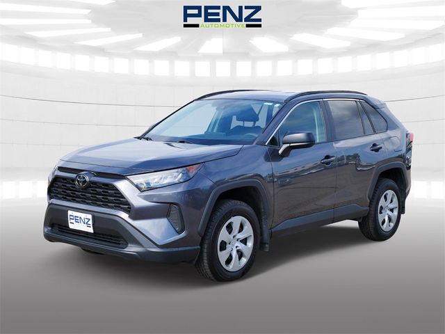 2020 Toyota RAV4 LE