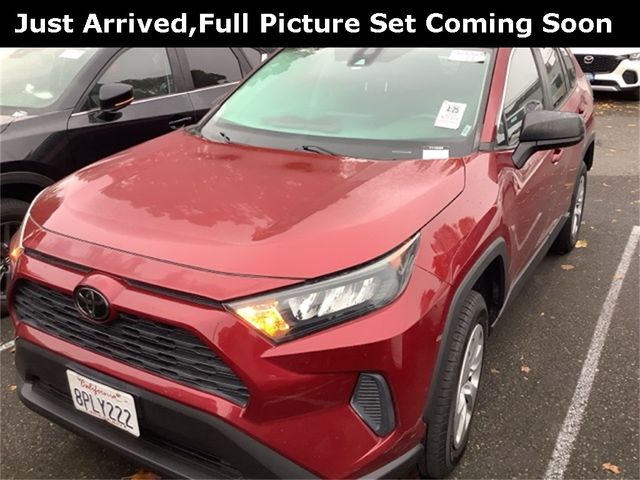 2020 Toyota RAV4 LE