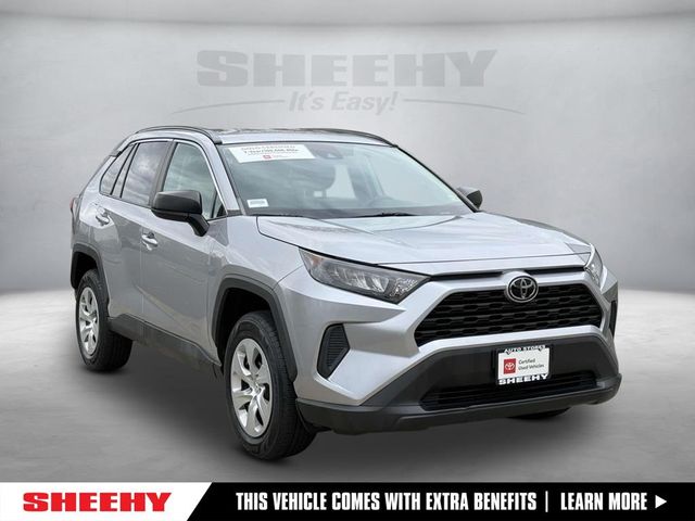 2020 Toyota RAV4 LE