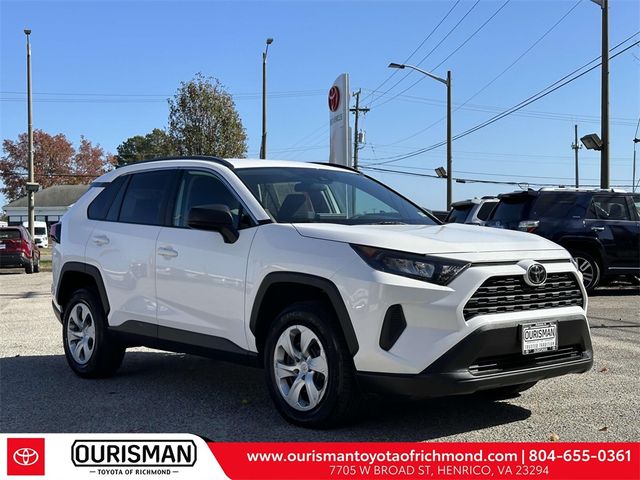 2020 Toyota RAV4 LE