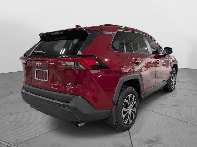 2020 Toyota RAV4 LE