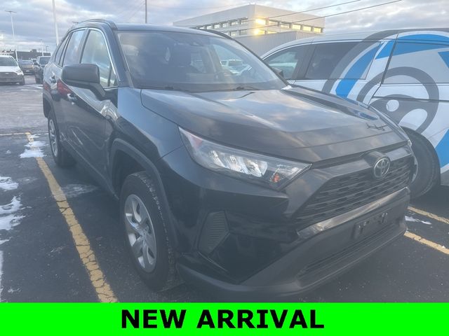 2020 Toyota RAV4 LE