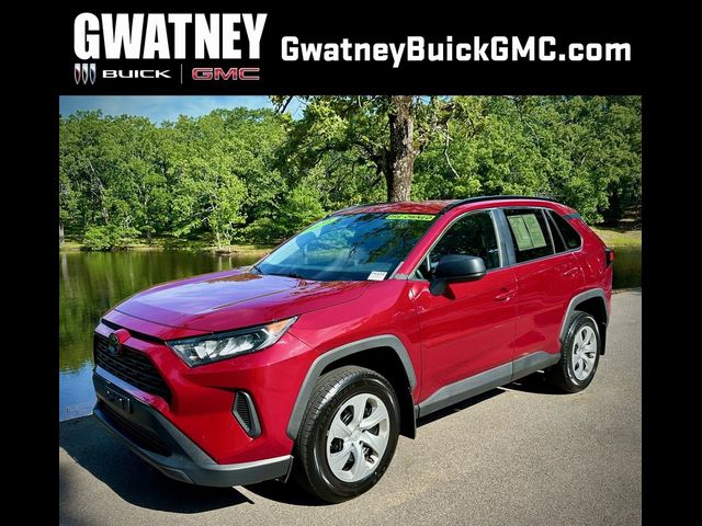 2020 Toyota RAV4 LE