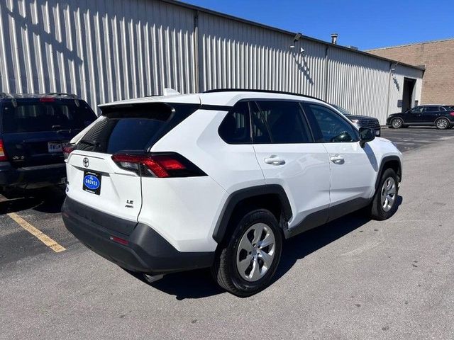 2020 Toyota RAV4 LE