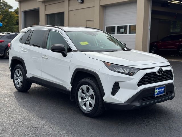 2020 Toyota RAV4 LE