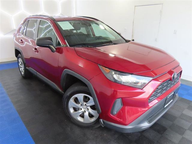 2020 Toyota RAV4 LE