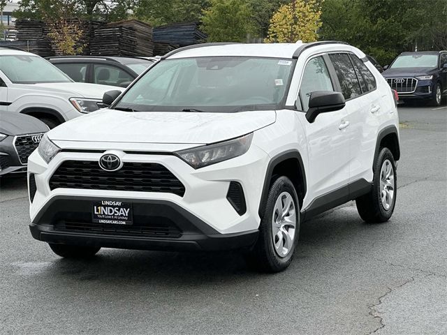 2020 Toyota RAV4 LE