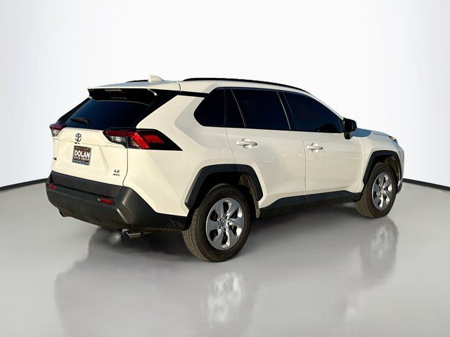 2020 Toyota RAV4 LE