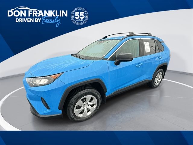 2020 Toyota RAV4 LE