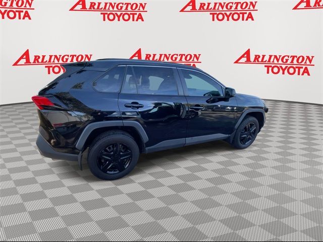 2020 Toyota RAV4 LE