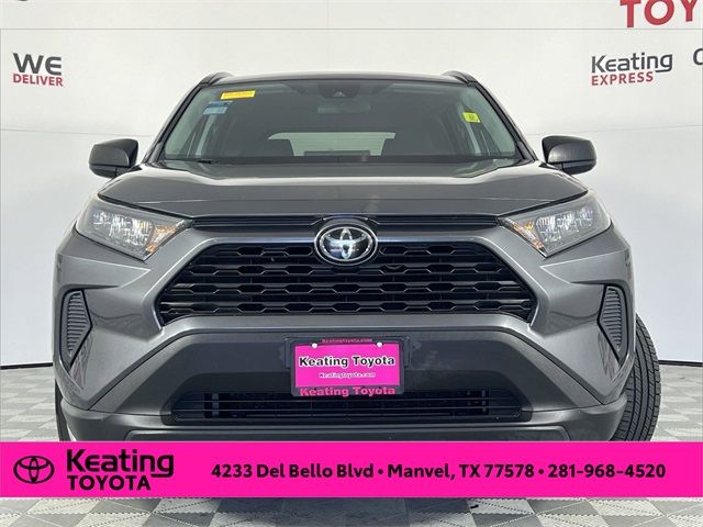 2020 Toyota RAV4 LE