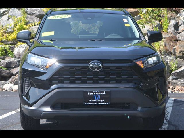 2020 Toyota RAV4 LE