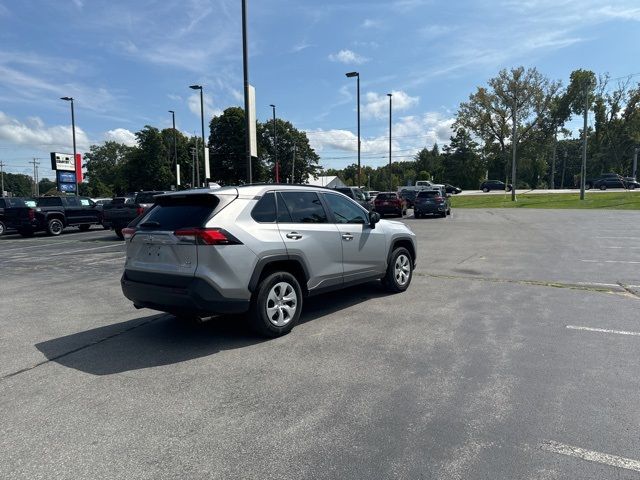 2020 Toyota RAV4 LE